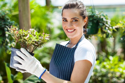 Resolved garden service issue after complaint handling